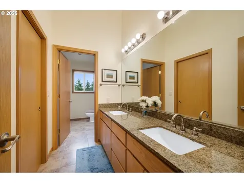 3850 Westwood Drive Tillamook OR 97141