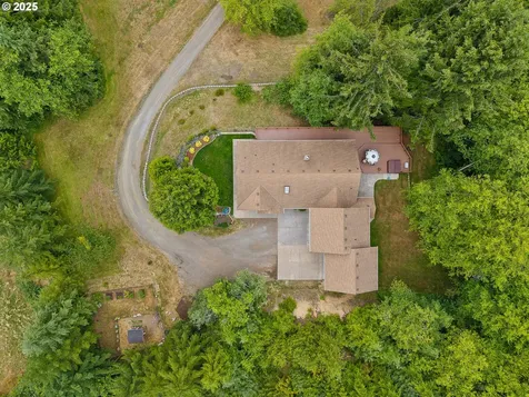 3850 Westwood Drive Tillamook OR 97141