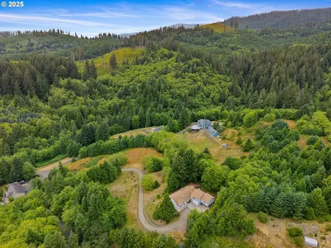 3850 Westwood Drive Tillamook OR 97141