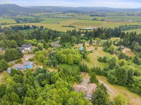 3850 Westwood Drive Tillamook OR 97141
