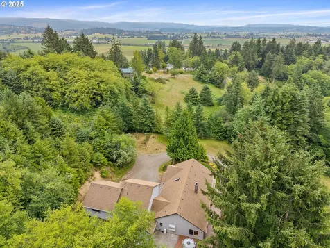 3850 Westwood Drive Tillamook OR 97141