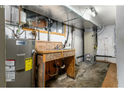 1704 10th Avenue Longview WA 98632