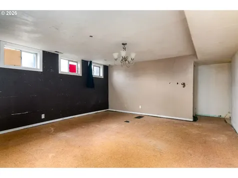 1704 10th Avenue Longview WA 98632
