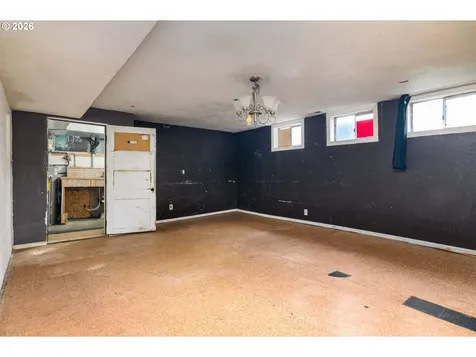 1704 10th Avenue Longview WA 98632