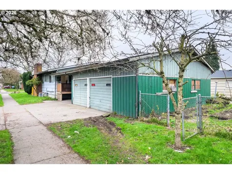 1704 10th Avenue Longview WA 98632