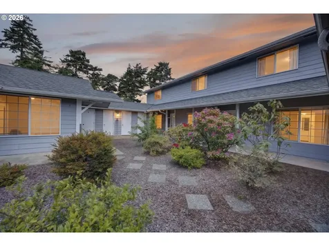 1150 Hemlock Street Florence OR 97439