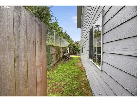 1150 Hemlock Street Florence OR 97439