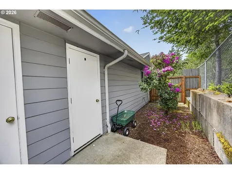 1150 Hemlock Street Florence OR 97439