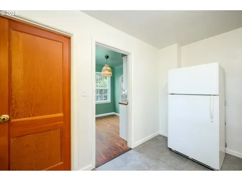 1020 NE 5th Street Mcminnville OR 97128