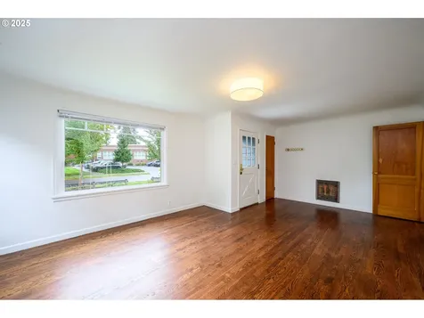 1020 NE 5th Street Mcminnville OR 97128