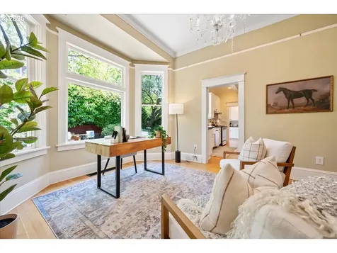 1520 SE 54th Avenue Portland OR 97215