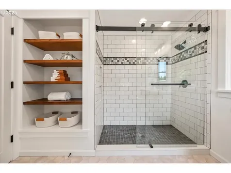 1520 SE 54th Avenue Portland OR 97215