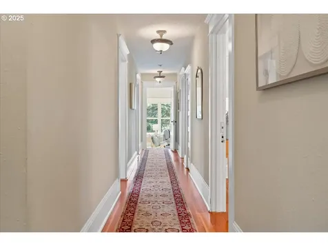 1520 SE 54th Avenue Portland OR 97215