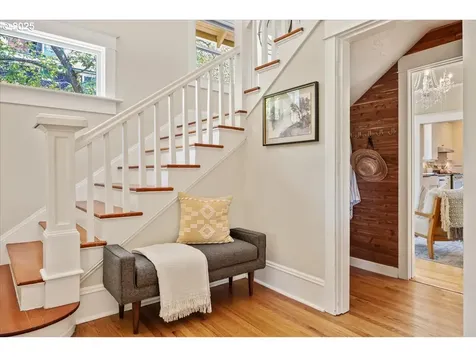 1520 SE 54th Avenue Portland OR 97215