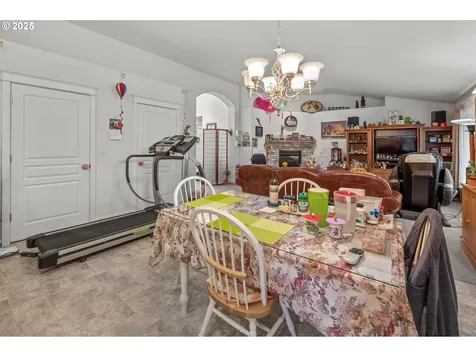 19108 Sunrise Way Oregon City OR 97045