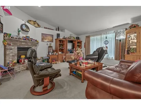 19108 Sunrise Way Oregon City OR 97045