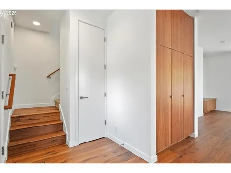 6342 NE 33rd Avenue Portland OR 97211