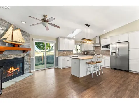 21140 NW Cannes Drive Portland OR 97229