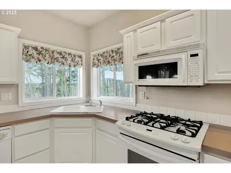 15940 SE Venice Ridge Way Damascus OR 97089