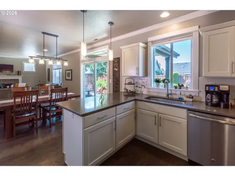 993 Tyson Lane Eugene OR 97404