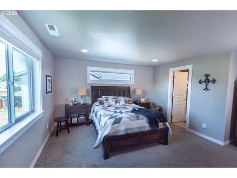 993 Tyson Lane Eugene OR 97404