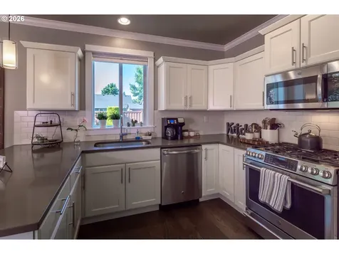 993 Tyson Lane Eugene OR 97404