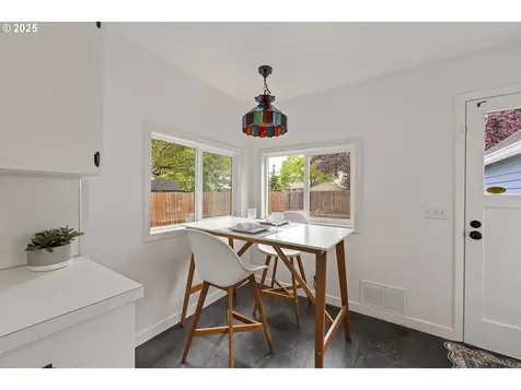 904 NE 78th Avenue Portland OR 97213