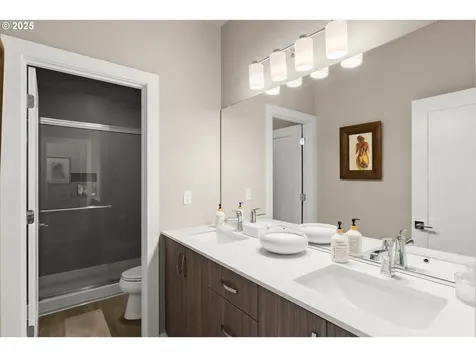 17163 SW Woodpecker Lane Beaverton OR 97007