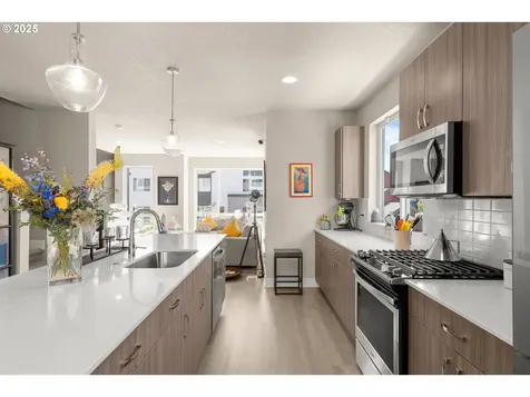 17163 SW Woodpecker Lane Beaverton OR 97007