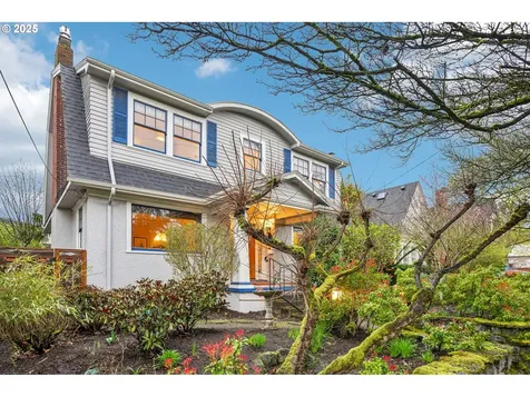1917 NE Fremont Street Portland OR 97212
