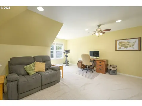 1795 NW Wallace Road Mcminnville OR 97128