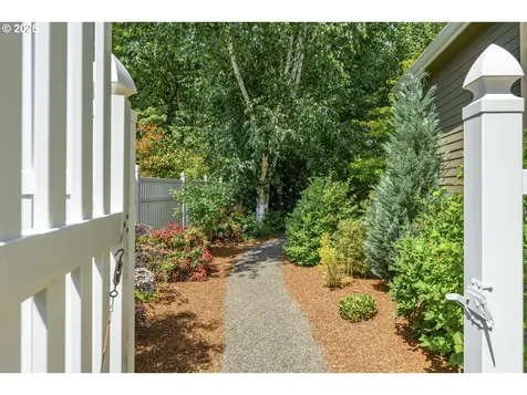 1795 NW Wallace Road Mcminnville OR 97128