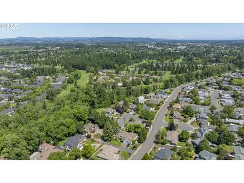 1795 NW Wallace Road Mcminnville OR 97128