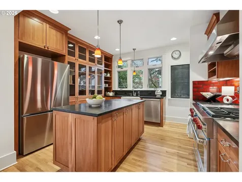 2715 NE 38th Avenue Portland OR 97212