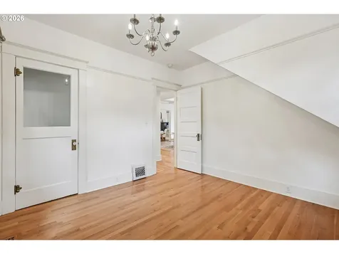 2715 NE 38th Avenue Portland OR 97212