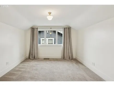 2715 NE 38th Avenue Portland OR 97212