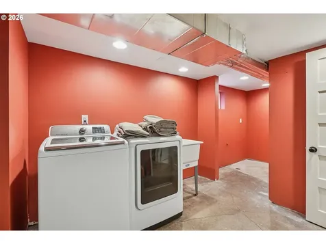 2715 NE 38th Avenue Portland OR 97212