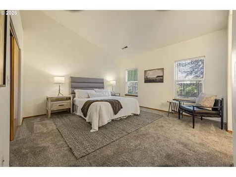 438 SE 71st Place Hillsboro OR 97123