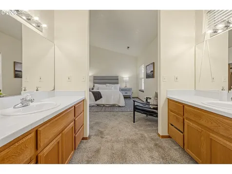 438 SE 71st Place Hillsboro OR 97123