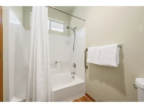 438 SE 71st Place Hillsboro OR 97123
