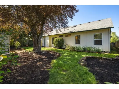 438 SE 71st Place Hillsboro OR 97123