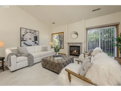 438 SE 71st Place Hillsboro OR 97123
