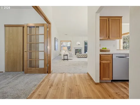 438 SE 71st Place Hillsboro OR 97123