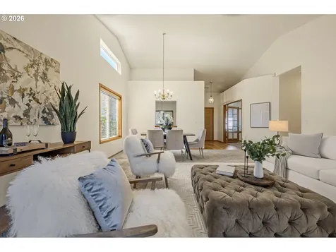 438 SE 71st Place Hillsboro OR 97123