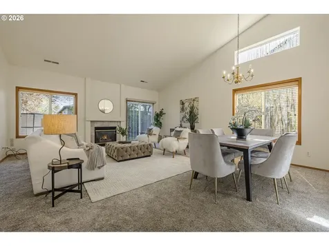 438 SE 71st Place Hillsboro OR 97123