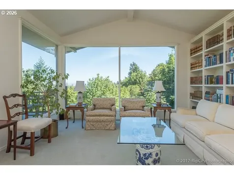 3800 SW Humphrey Boulevard Portland OR 97221