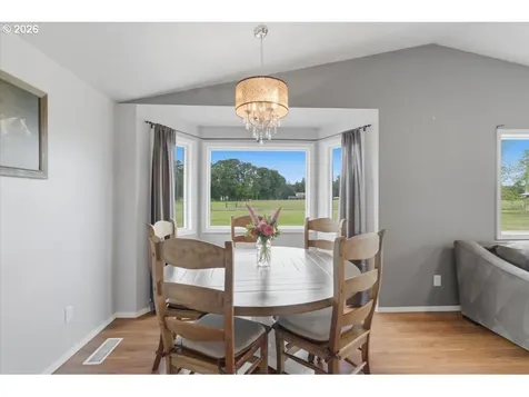 39129 Groshong Road NE Albany OR 97321