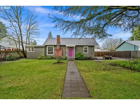 5916 SE Knapp Street Portland OR 97206