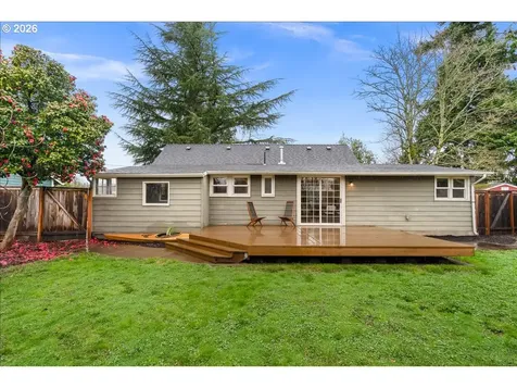 5916 SE Knapp Street Portland OR 97206