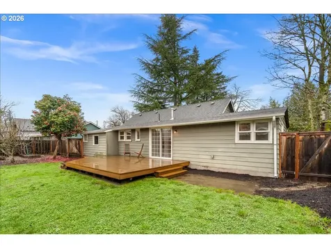5916 SE Knapp Street Portland OR 97206